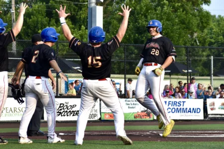 Hot Tots close season with losses at St. Cloud